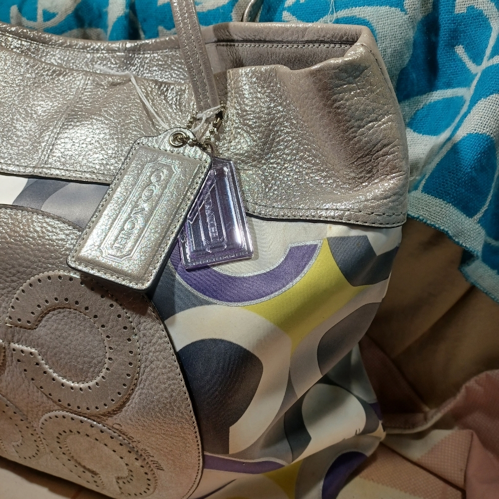 Coach Julia - image 5